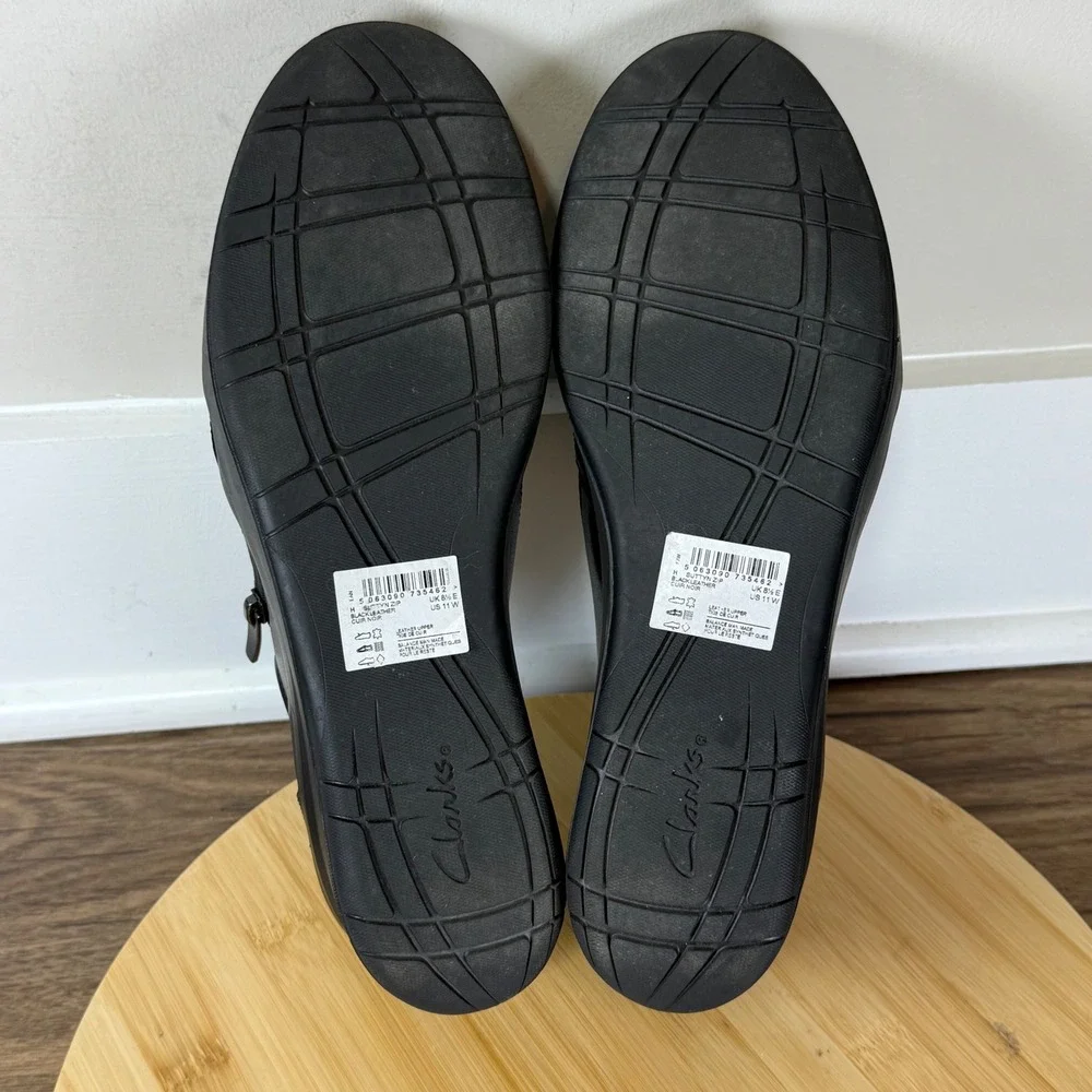 Clarks Suttyn Zip Loafer Womens 11 W Black Leather Wedge Comfort Workwear Modern